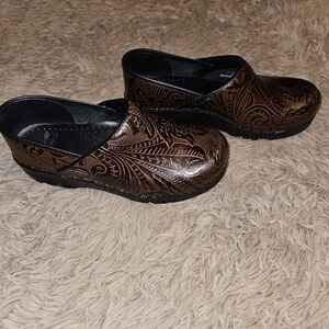 Dansko professional clogs
